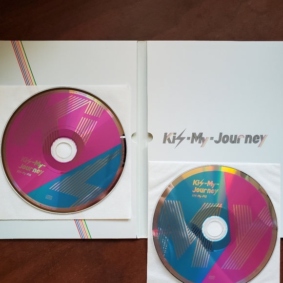 Kis-My-Ft2 - Kis-My-Journey album with music video - Picture 3 of 4